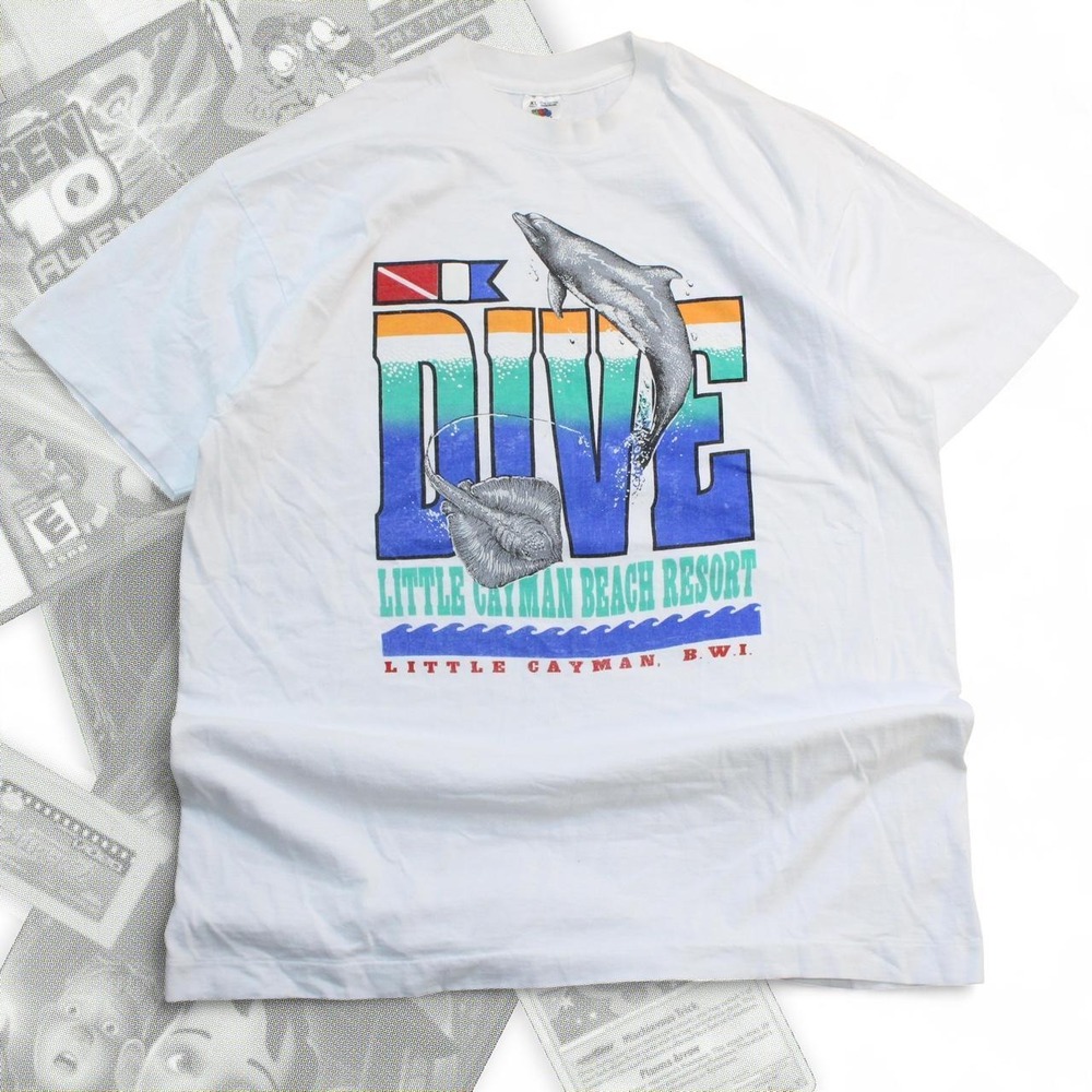 White Vintage 90’s Cayman Beach Dolphin / Stingray Graphic Tee